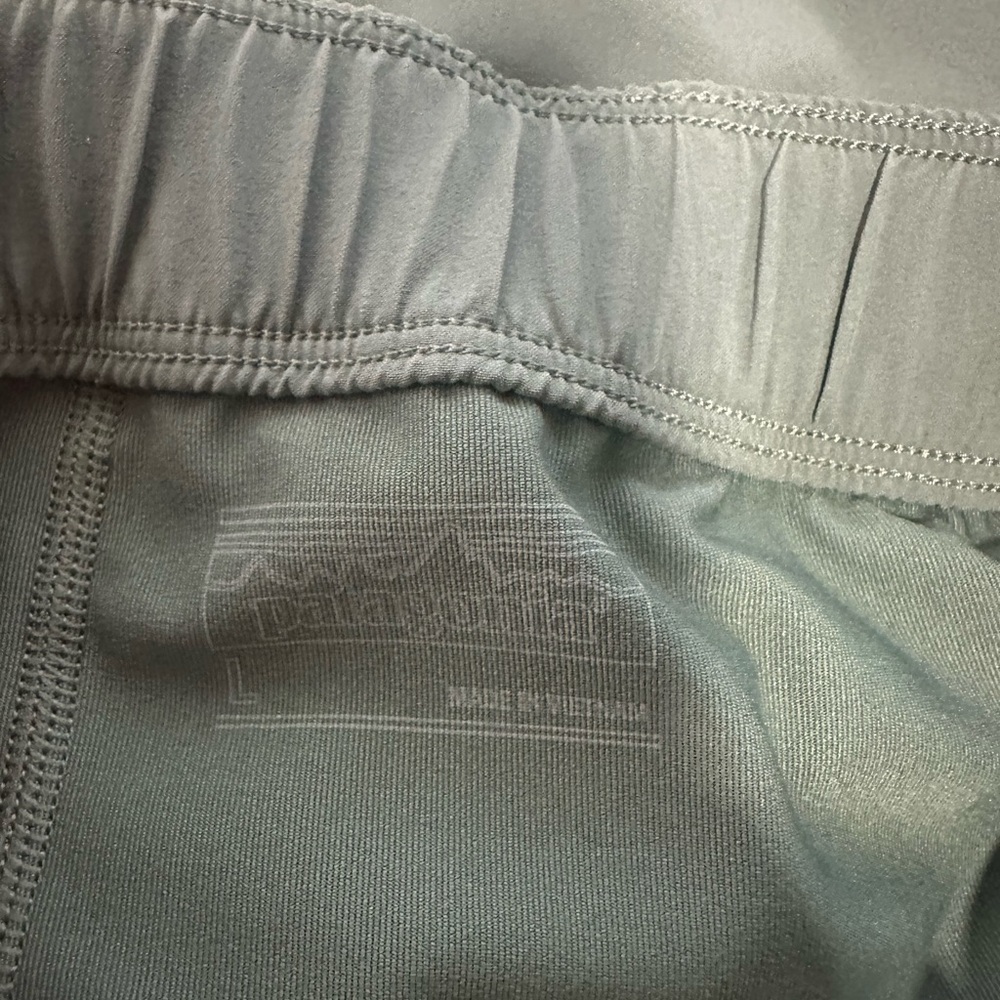 Patagonia Green Athletic Skirt with Drawstring - Picture 3 of 5